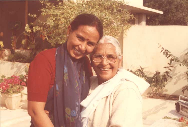 Mrs. Aruna Dayal